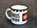 Bild 1 von Emaille-Becher  / (Motiv) Genius at Work